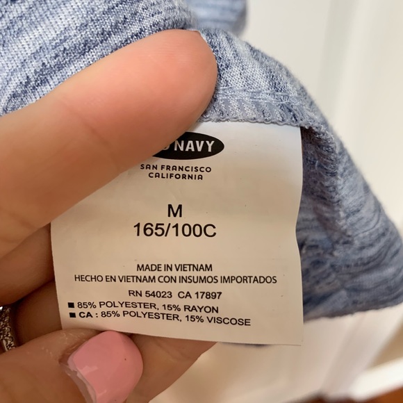 Old Navy Maternity Top - Picture 4 of 4